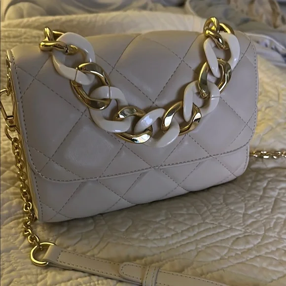 Bags | Elegant Cream Quilted Shoulder Bag | Poshmark
